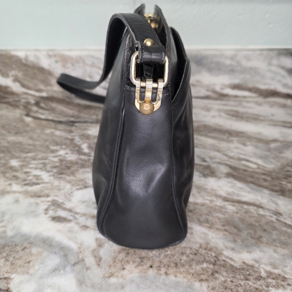 Vintage Etienne Aigner Handcrafted Leather Shoulder Bag Black - Picture 6 of 12